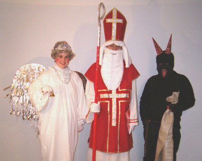 Mikuláš: společný předek
Santa Clause i Pere Noëla