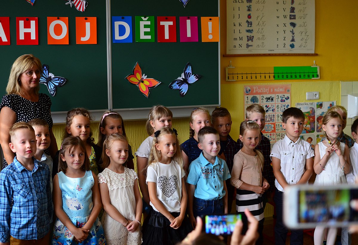 2.9.2019-Poprve-ve-skole-03.jpg
