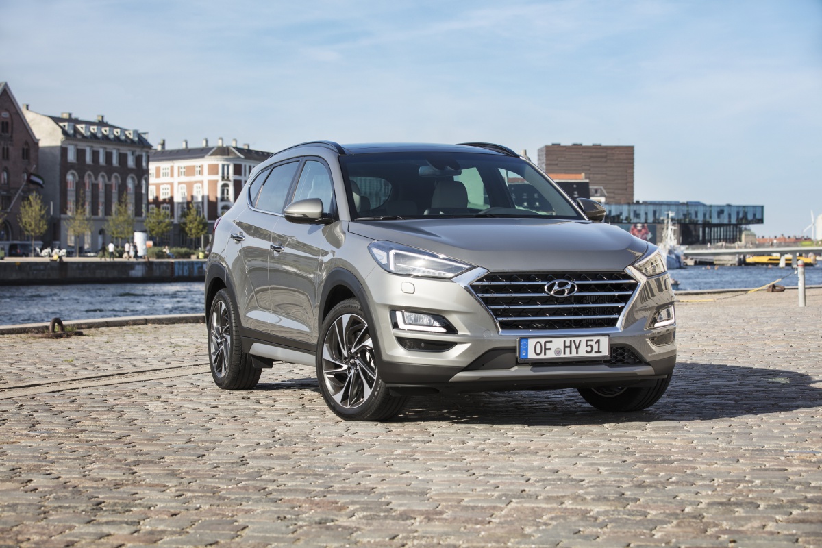 2018-06-08-11-14-07-1200-800-0-new-hyundai-tucson-21.jpg