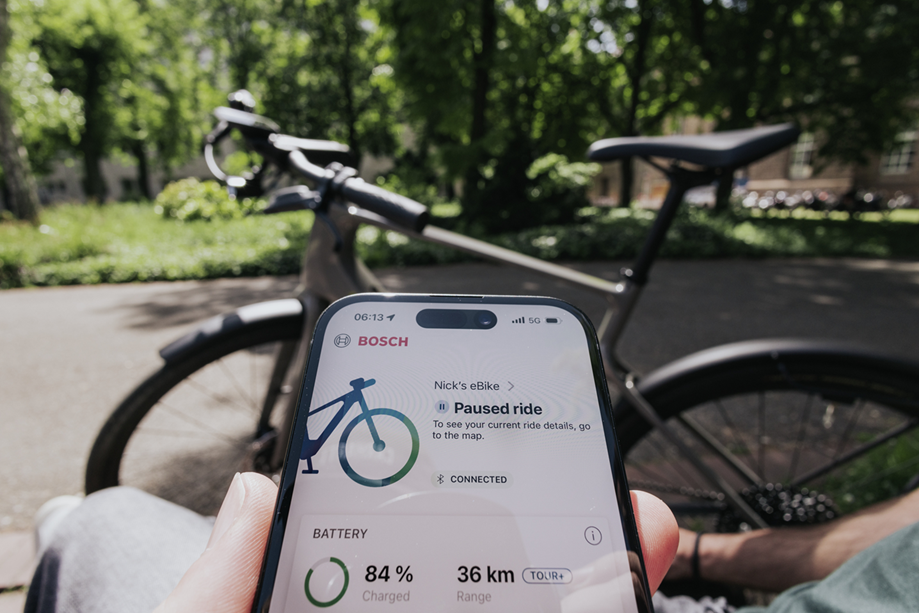 Třetina smrtelných nehod zaviněných cyklisty připadá na elektrokola. Na vině je čipování i alkohol
