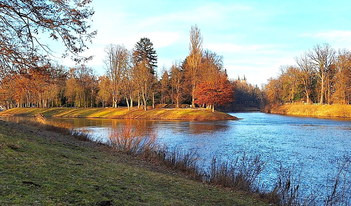 FOTO DNE 21.: Vladislava Dejmková - Soutok Labe a Orlice