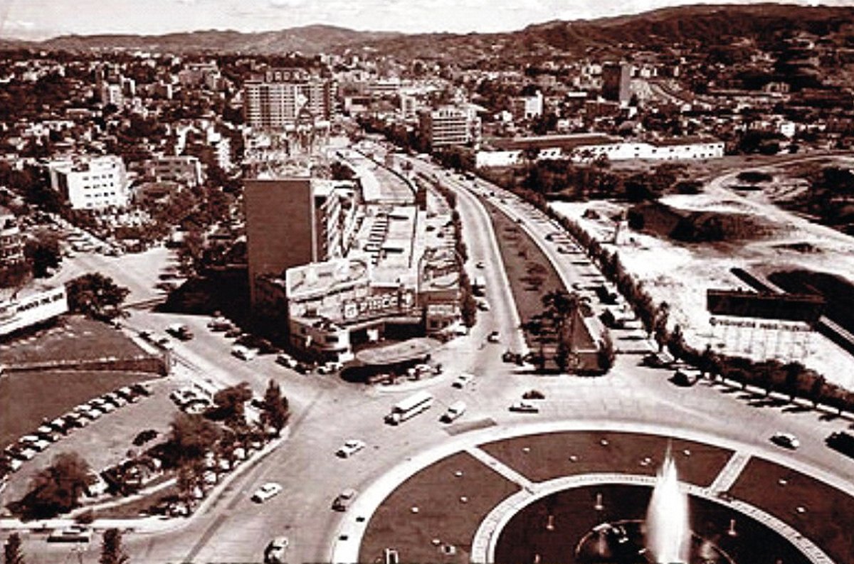 Češi v pekelném ráji