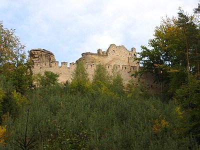 01-helfenburk-z-cesty.jpg