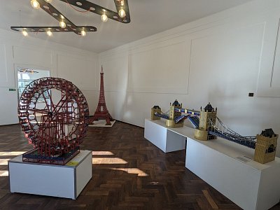 05-modely-tower-bridge-ruske-kolo-eiffelovka.jpg