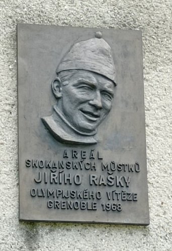 08-214.jpg