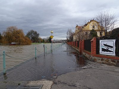 09-labe-cyklostezka-u-mlyna-26-12-2023.jpg