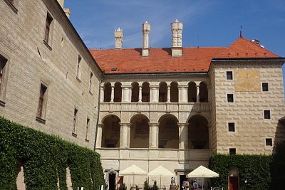 09-melnik.-nadvori-2017.jpg