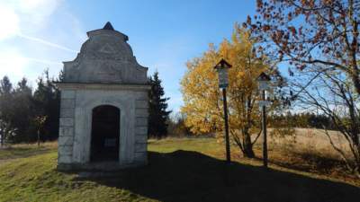 Kaplička na Javorníku u Liberce