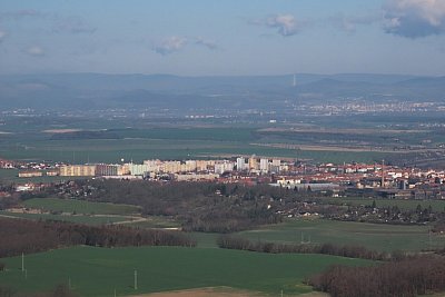 12-roudnice-nad-labem-v-pozadi-litomerice.jpg