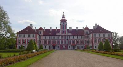 14-zamek-mnichovo-hradiste.jpg