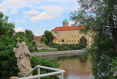16-foto-zamku-z-mostu.jpg