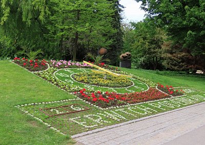 18-kvetinove-hodiny.jpg