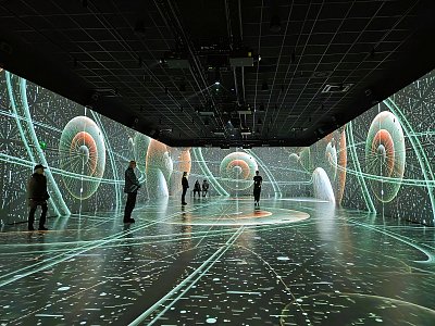 Z výstavy  "Echoes of Tomorow" *