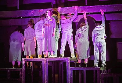 Z inscenace Gramofon - k poctě obětí válek