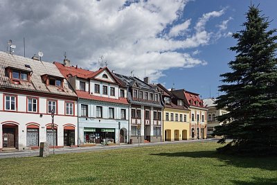 5 Domy na náměstí