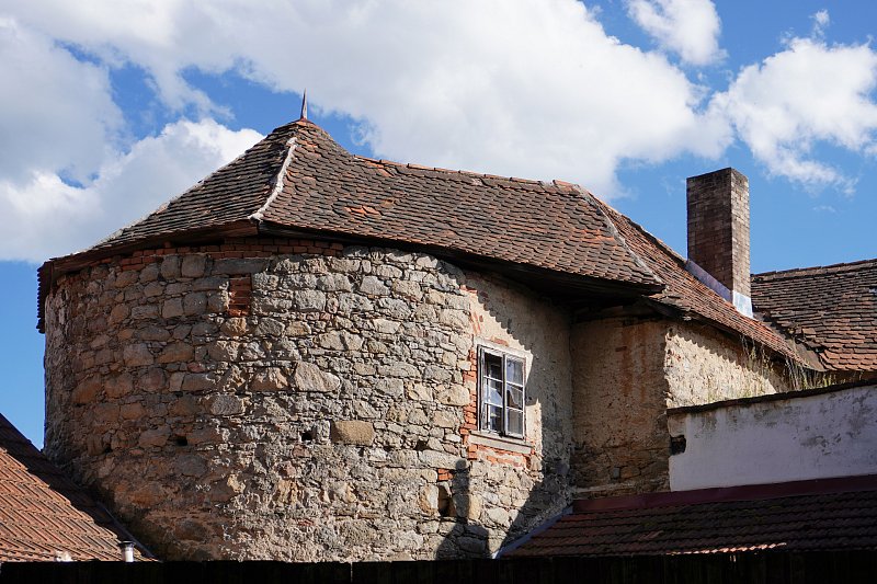 32 Bašta pozůstatek hradeb