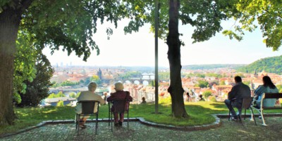 Dvě generace, stejný pohled...