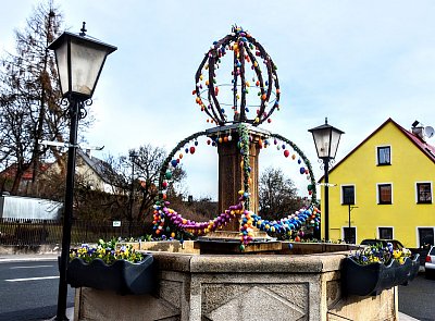 Velikonoční kašna