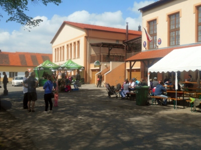 náves
