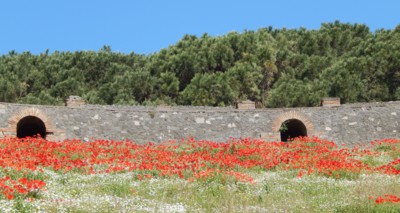 Květen v Pompejích, neprší....