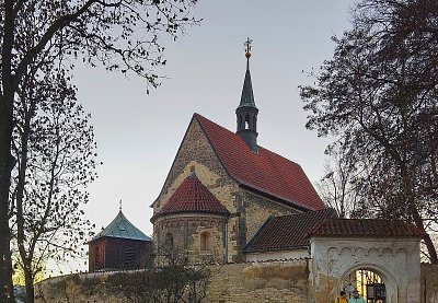 Kostel Stětí svatého Jana Křtitele 2*