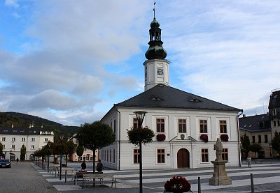 Výlet do Jeseníku na vernisáž výstavy  "ČESKO OČIMA SENIORŮ"