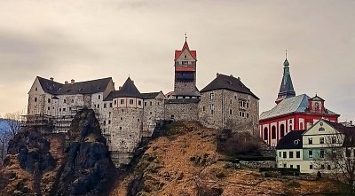 Loket hrad A Kostel svatého Václava