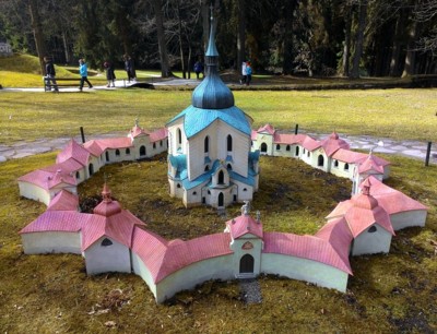 Symbolika pěti v miniprovedení