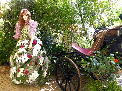 Do květin oděná ......