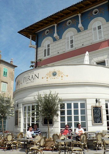 Kavárna v Piranu