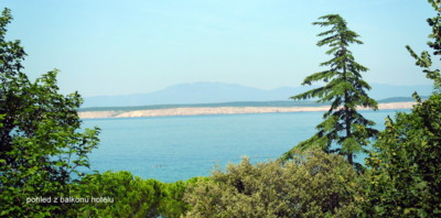 Pohled do modravých dálek