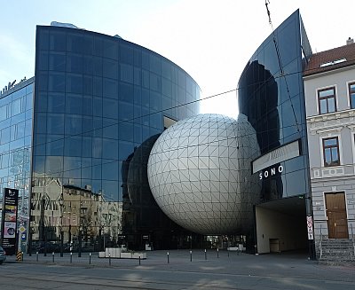 Sono centrum *