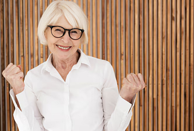 Byznys kolem brýlí roste, nosí je už každý druhý Čech. Jak je správně vybrat?