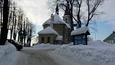 V H.Polubném u kostela s.Jana