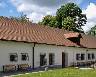 byvale-zamecke-konirny.jpg