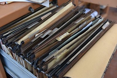 collector-3930337-340-1.jpg