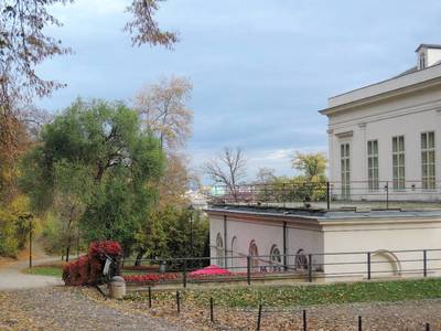 dscn0441-letohradek-kinskych.jpg