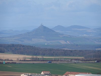 dscn2744hazmburk.jpg