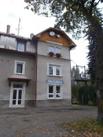 Nádražní budova