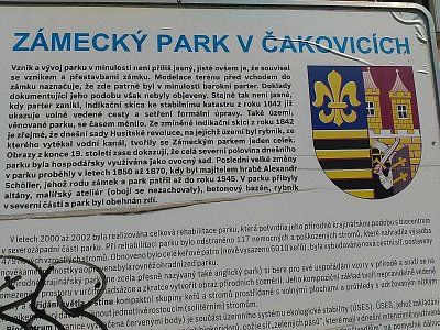 Na infopanelu se vyřádil opět nějaký vandal...