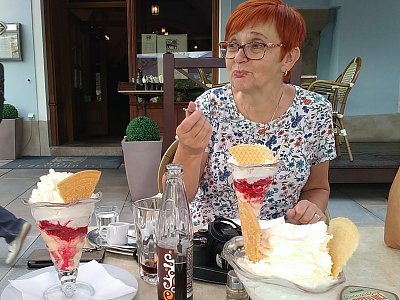 Pohár s názvem žhavá láska nás pozvedl až k blaženosti, mňam...