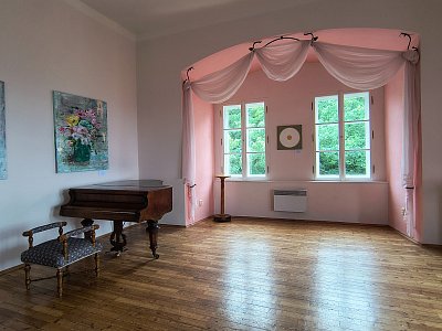 Růžový salón