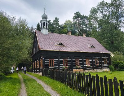 Cesta ke kapličce