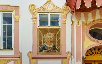 Okna na zámku