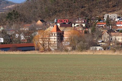 img-4190-mirosovice-oprava-zamku.jpg