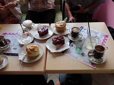 img-8814-cukrarno-noste-na-stul.jpg