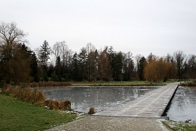 namrzlá lávka
