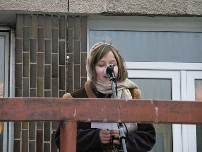 Povstaň, rozjasni se