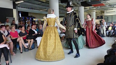 p1100503-2.jpg