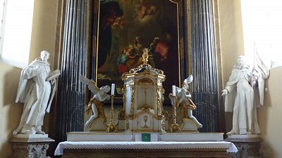 Oltář v kostele sv. Anny v Holešově